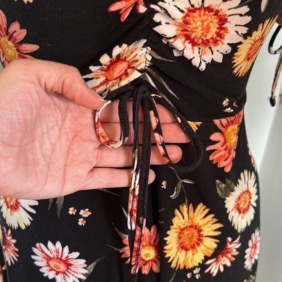 Spring Dress - Picture 2 of 4